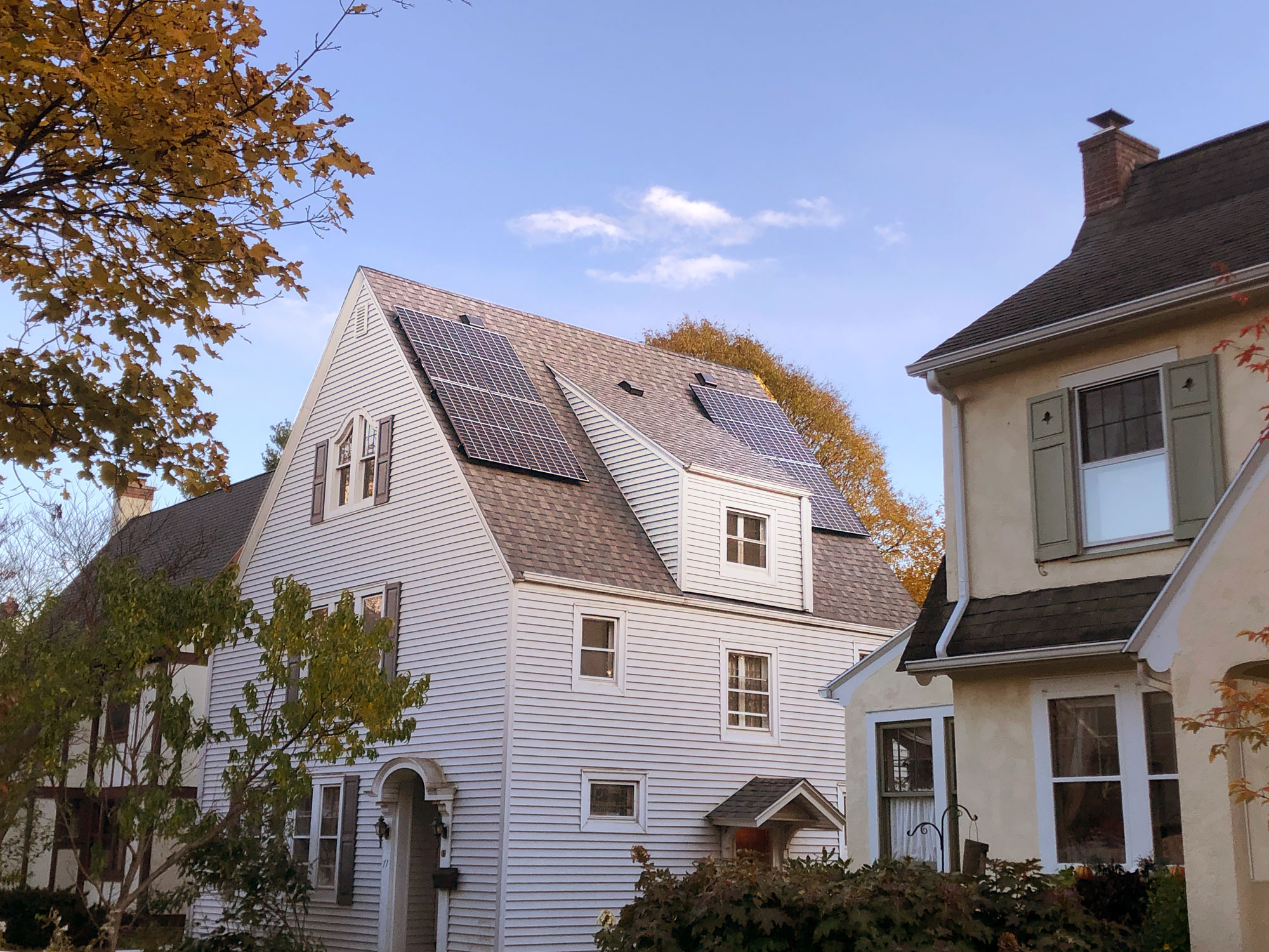 Why New York Homeowners Are Switching to Solar